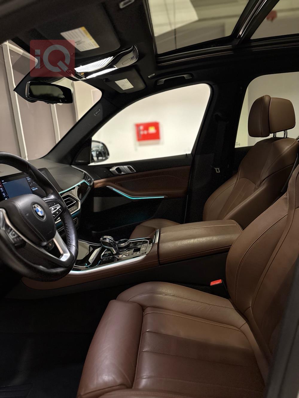 https://cdn.iqcars.ioimage_picker_D7B0F996-E866-4E1D-8720-9492E1A9346E-51211-00000C4604459E27_out.jpg